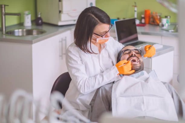 Best Emergency Tooth Extraction in Clay, KY